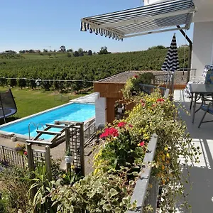 https://obst-und-ferienhof-schfler.com-bavaria.com